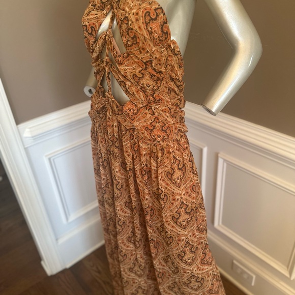 NWT FASHION NOVA Paisely Cut Out Maxi Dress Orange/Brown Halter Maxi Dress Sz XL - Picture 5 of 6